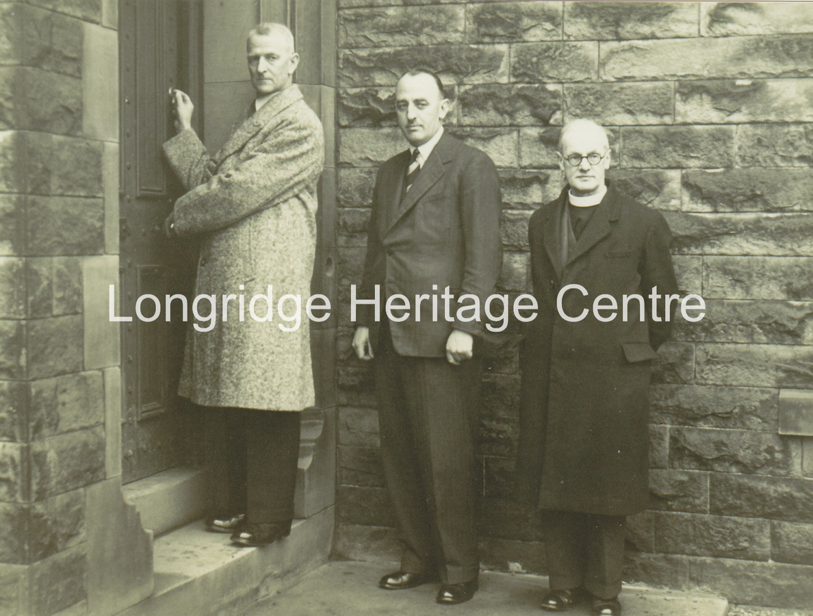 314A - LUDC - New offices in the Limes. Official opening & Councillors -1948